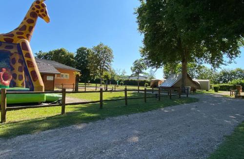 Athee Other | Mobil-home 4 pers avec terrasse - API-1-52-1363