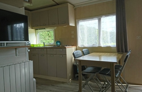 Allonnes House | Mobil home 4 pers, on camping 4 stars, with lagoon, 7 km from Saumur.