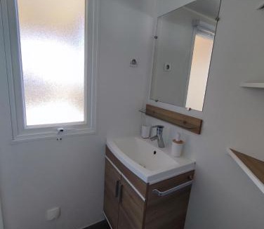 Rocbaron Other | MOBIL HOME 40M2 ECRIN DE VERDURE