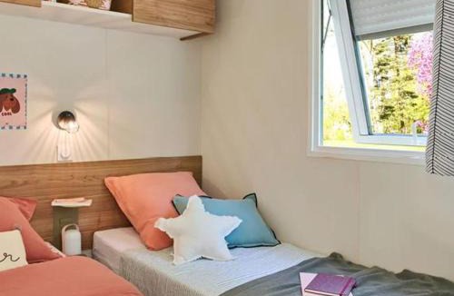 Savignac-les-Ormeaux Other | Mobil-Home 6 Pers, Terrasse - API-1-52-1638
