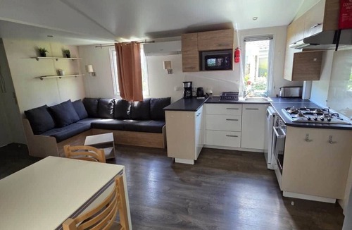 Gastes House | Mobil-home - 8pers - 10m des piscines
