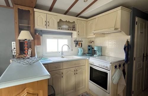 Ouistreham House | Mobil Home au Jardin du Canal de Ouistreham Riva Bella