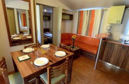 Saint-Rome-de-Tarn Other | Mobil home avec Terrasse - 3 Chambres, 6 Personnes - API-1-52-896
