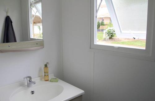 La Chaize-Giraud Other | Mobil home confortable avec terrasse à Bretignolles-sur-Mer - API-1-52-478