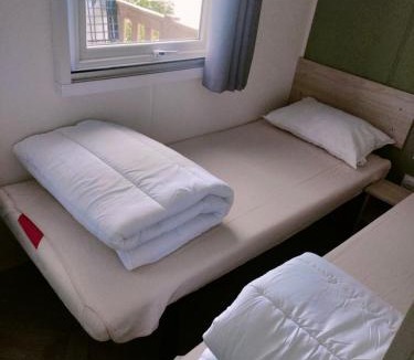Gastes Other | Mobil home, camping 4* Lac privé