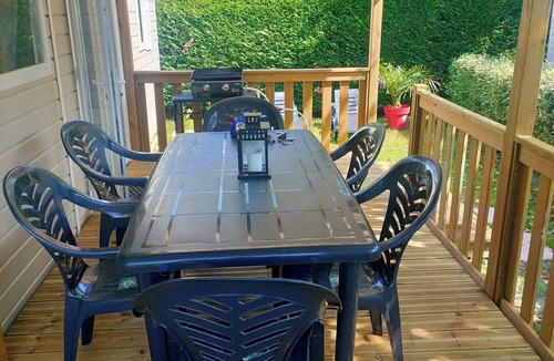 Gastes House | Mobil'home Camping 4lac Privé