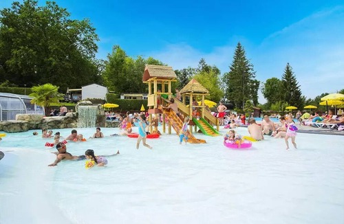 Pommeuse House | Mobil-home | Classic | 2 Ch. | 4 pers. | Uncovered elevated terrace | A/C