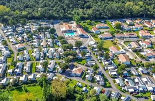 Notre-Dame-de-Monts Other | Mobil-home confortable - 7 pers. - API-1-52-2087