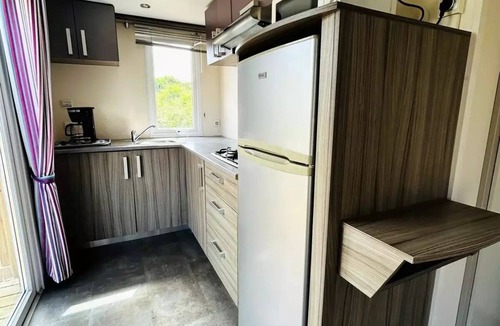Sainte-Cecile-Plage House | Mobil home Confort 2 CH 4 pers + 5 ans 4 people