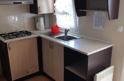 Vic-la-Gardiole Other | Mobil home dans camping 4*