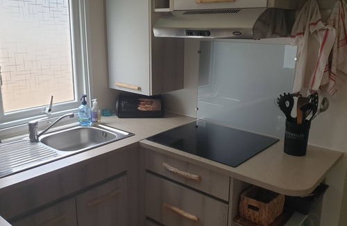 Orgnac-l'Aven House | Mobil-home Dans Petit Camping Tranquil. Calme, Ombragé et Nombreuses Activités