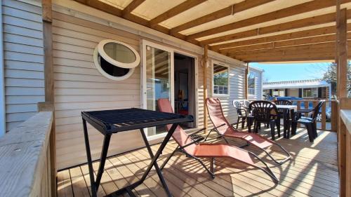 Vic-la-Gardiole Other | Mobil-home dans un camping