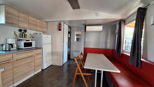 Vic-la-Gardiole Other | Mobil-home dans un camping