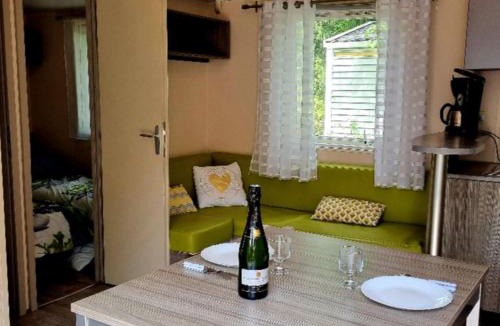 Nibelle Other | Mobil Home de 28m² avec Terrasse, 3 Chambres pour 6 Personnes - API-1-52-1550