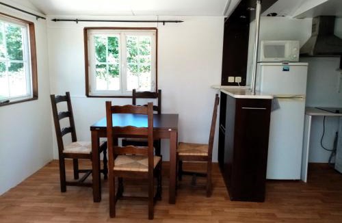 Saint-Martin-d'Abbat Ski Chalet | Mobil home