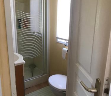 Saint-Martin-de-la-Mer Apartment | Mobil Home à la ferme