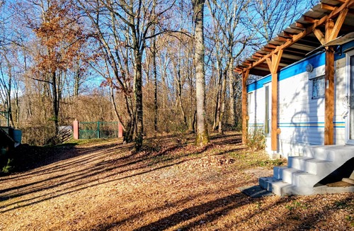 Couret House | Mobil Home in wooded grounds quiet location south facing altitude 485.Aspet 5 km