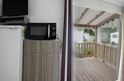 La Chaize-Giraud Other | Mobil-home PMR avec Terrasse à Brétignolles-sur-Mer - API-1-52-327