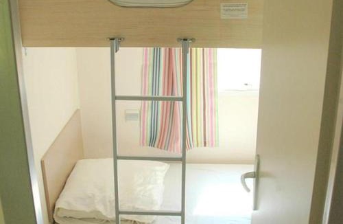 Luynes Other | Mobil home spacieux avec terrasse à Luynes pour 7 personnes - API-1-52-1149