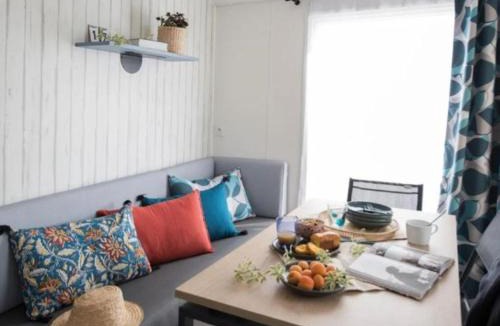 Binic Other | Mobil home spacieux avec terrasse - 4 personnes - API-1-52-1025
