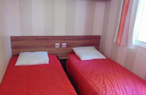 Avrille Other | Mobil-home spacieux pour 6 pers avec terrasse - API-1-52-603