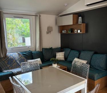 Lattes Resort | Mobil-home tout confort 1
