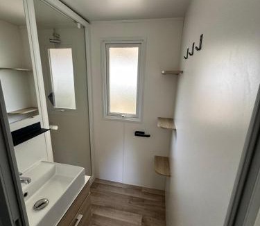 Gastes Other | Mobil-home tout confort camping 4 étoiles