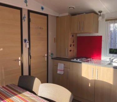 Angicourt Other | Mobil-home une chambre