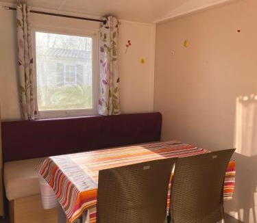 Angicourt Other | Mobil-home une chambre