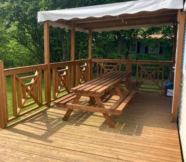 Le Chesne Other | Mobil homes 6 et 8 places - Camping de Bairon 08 - Emplacement exceptionnel Bord de lac