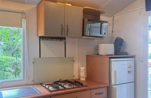 Saint-Paulet-de-Caisson House | Mobile home on the banks of the Ardèche and the medieval village of Aiguèze
