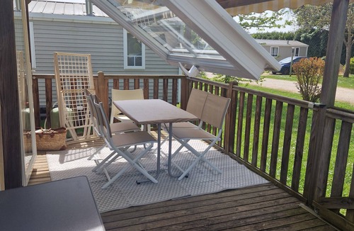 Chateauneuf-de-Galaure House | Mobile home number 480 in camping 4☆