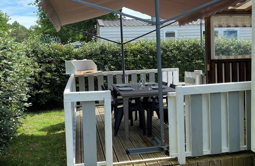 Sainte-Eulalie-en-Born House | Mobile home near Mimizan in a peaceful campsite