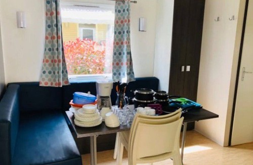 Massillargues-Attuech House | Mobile home with terrace for 6 guests
