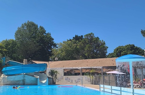 Saint-Hilaire-de-Riez House | Mobile-home 6 pers air-conditioned 🌴 Terrace, BBQ & linen included