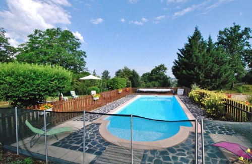 Saint-Geniez-o-Merle House | Mobile home in Xaintrie