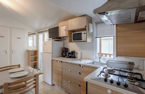 Saint-Jean-de-Monts House | Mobile Home - Sleeps 6 - Parking - Family Pools