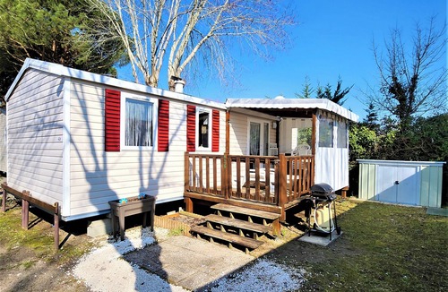 Saint-Jean-de-Monts House | Mobile Home - Sleeps 6 - Parking - Family Pools