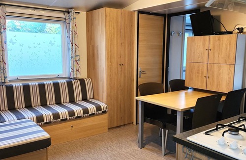 Saint-Jean-de-Monts House | Mobile Home with Plancha & Pool Access