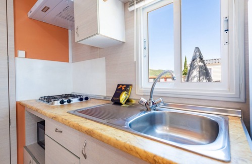 Tirig RV Rental | Mobile Home '243' with Mountain View, Wi-Fi and Air Conditioning