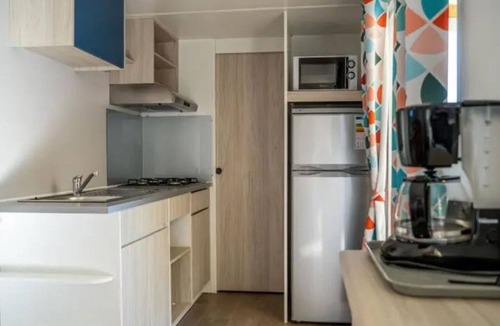 Calvisson House | Mobile Home 3 Bedrooms - Private Terrace