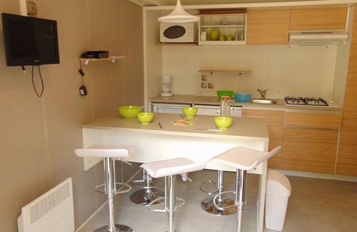 Avrille House | Mobile Home 33m², 2 Bedrooms, 6 Persons, Terrace