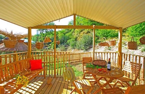 Saint-Amand-de-Coly House | Mobile home - 5 guests