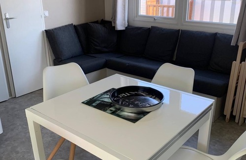 Le Fenouiller House | Mobile home 6 persons On a 4* campsite Close to beaches and town center
