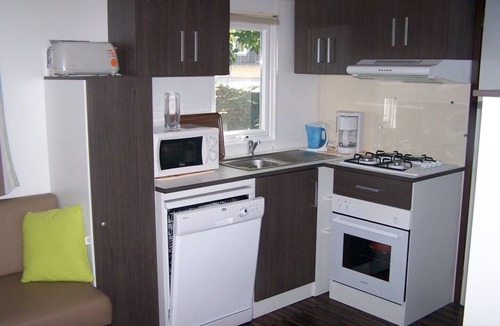 Bernieres-sur-Mer House | MOBILE HOME 8 PEOPLE IN CAMPSITE CLOSE TO THE SEA