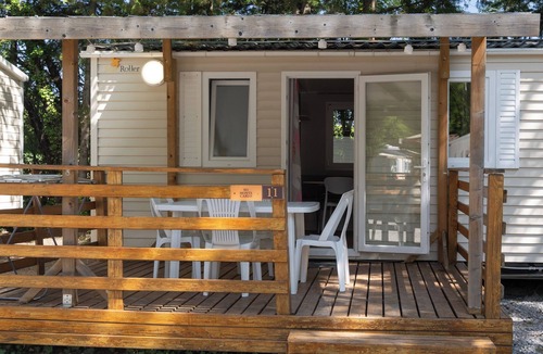 Lavilledieu RV Rental | Mobile Home 'A - 1-4 Pers' with Shared Pool, Private Terrace and Shared Garden