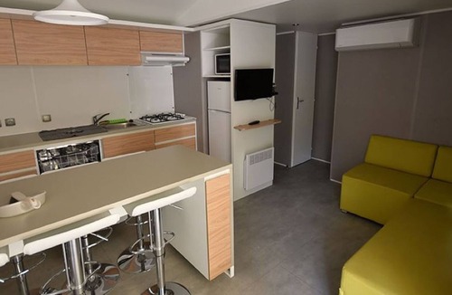 Meolans-Revel House | Mobile home - AC - 2 guests