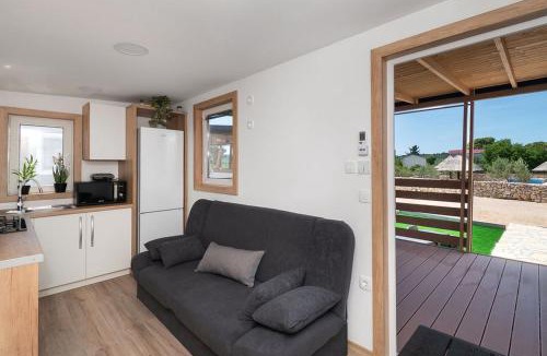 Tisno House | Mobile home Banovi dvori III