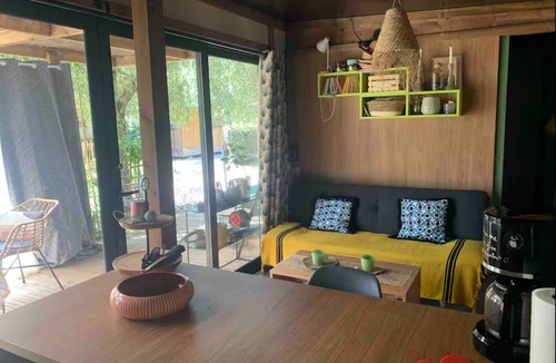 Onesse-et-Laharie Ski Chalet | Mobile Home/Bungalow dans les Landes - Quiet, near pond and beaches.