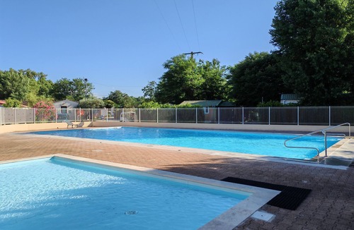 Aubenas House | Mobile home camping La Chareyrasse